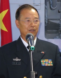 海军副参谋长、海军少将冷振庆